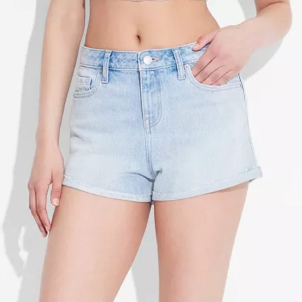 Wild Fable High-Rise Curvy Rolled Cuff Jean Shorts - Light Wash - Size 8
